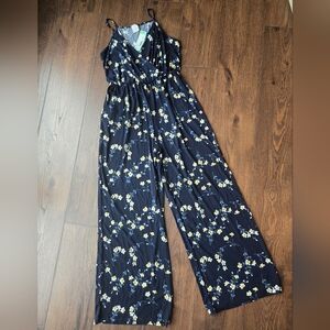 NWT Kaileigh Navy Blue Floral Romper Jumpsuit New Size M